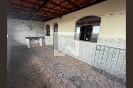 Casa para alugar com 2 quartos, 100m² em Olaria, Contagem