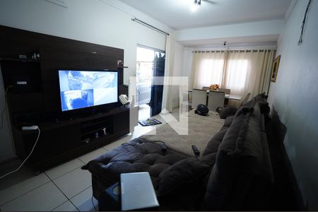 Casa à venda com 3 quartos, 134m² em Setor Leste Universitário, Goiânia