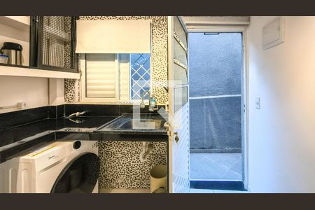 Sala/Cozinha de kitnet/studio para alugar com 1 quarto, 15m² em Jardim Taquaral, São Paulo