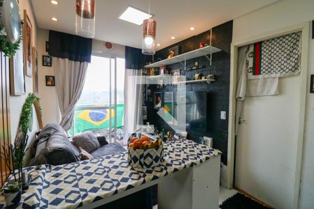 Sala / Cozinha de kitnet/studio à venda com 2 quartos, 37m² em Santo Amaro, São Paulo