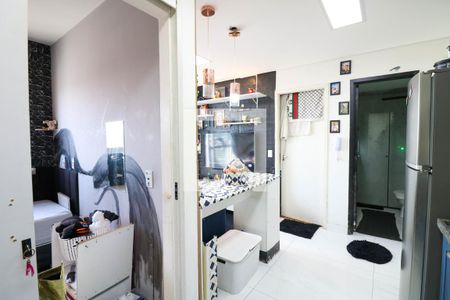 Sala / Cozinha de kitnet/studio à venda com 2 quartos, 37m² em Santo Amaro, São Paulo