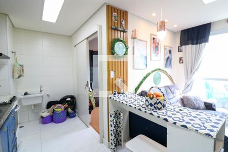 Sala / Cozinha de kitnet/studio à venda com 2 quartos, 37m² em Santo Amaro, São Paulo