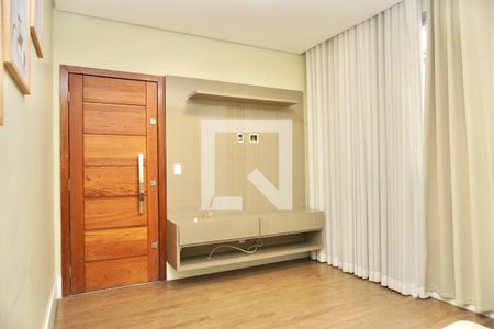 Sala  de apartamento para alugar com 3 quartos, 80m² em Cidade Nova, Belo Horizonte