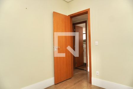 Quarto 1 de apartamento para alugar com 3 quartos, 80m² em Cidade Nova, Belo Horizonte