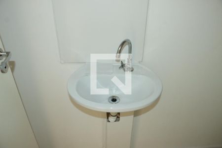 Casa de Condomínio para alugar com 2 quartos, 60m² em Parque Rizzo, Cotia