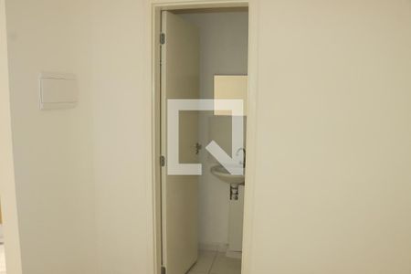 Casa de Condomínio para alugar com 2 quartos, 60m² em Parque Rizzo, Cotia