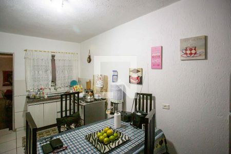 Cozinha  de casa à venda com 3 quartos, 240m² em Taboão, Diadema