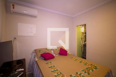Suíte de casa para alugar com 2 quartos, 360m² em Pacheco, São Gonçalo