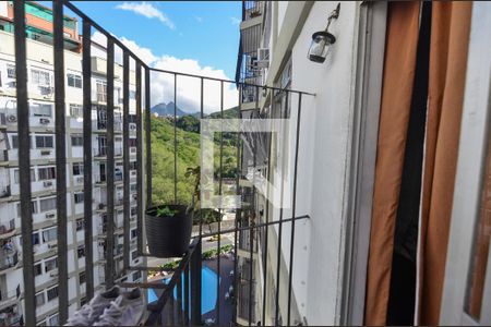 Sala de apartamento para alugar com 2 quartos, 60m² em São Francisco Xavier, Rio de Janeiro