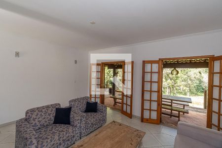 Sala de Estar de casa de condomínio para alugar com 3 quartos, 205m² em Estância Árvore da Vida, Sumaré