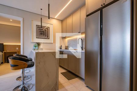 Sala/Cozinha de apartamento à venda com 2 quartos, 53m² em Cerqueira César, São Paulo