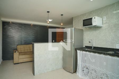Cozinha de apartamento para alugar com 1 quarto, 27m² em Itaipuaçu, Maricá
