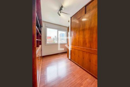 Quarto 1 de apartamento para alugar com 3 quartos, 275m² em Moinhos de Vento, Porto Alegre