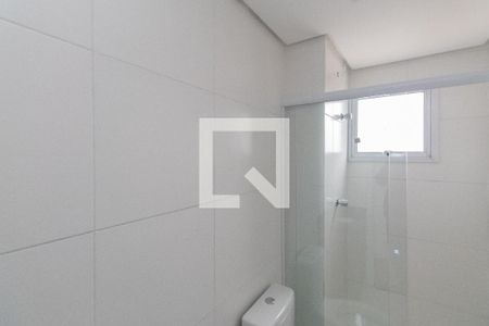 Banheiro da Suíte de apartamento para alugar com 1 quarto, 58m² em Parada Inglesa, São Paulo