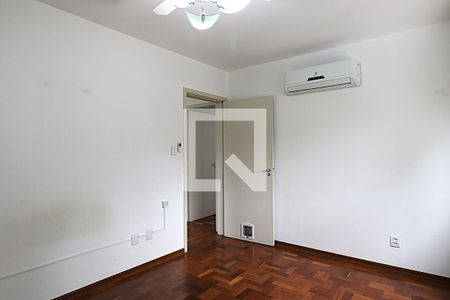 Quarto 1 de apartamento para alugar com 3 quartos, 133m² em Rio Branco, Porto Alegre