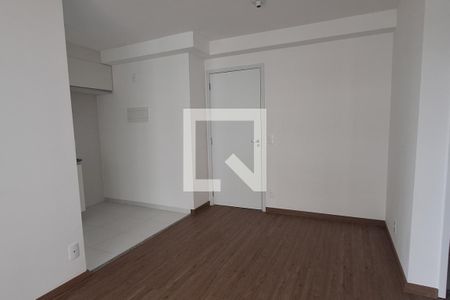 Sala de apartamento para alugar com 1 quarto, 37m² em Santa Terezinha, Santo André