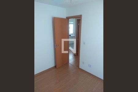 Quarto de apartamento para alugar com 2 quartos, 43m² em Chácara Holiday, Suzano