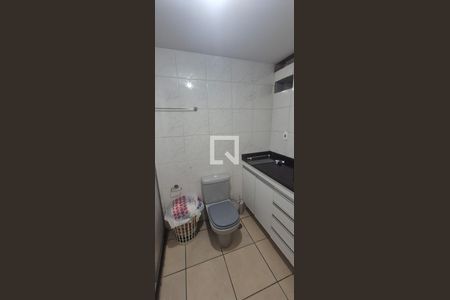 Banheiro de apartamento para alugar com 1 quarto, 50m² em Jardim de Ala, Salvador