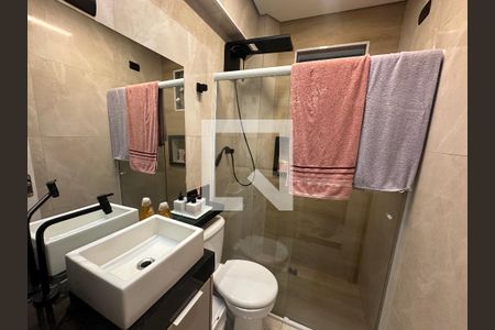 Banheiro de apartamento para alugar com 1 quarto, 60m² em Centro, São Vicente
