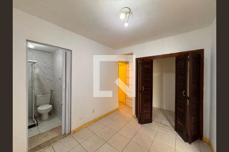 Casa de Condomínio para alugar com 4 quartos, 140m² em Vargem Grande, Rio de Janeiro