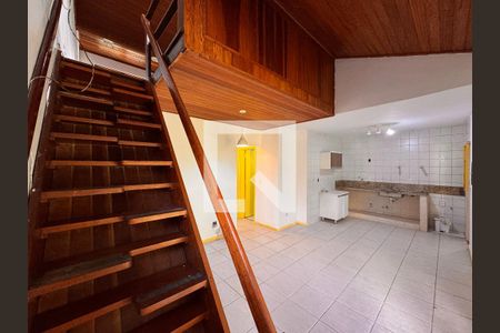 Casa de Condomínio para alugar com 4 quartos, 140m² em Vargem Grande, Rio de Janeiro