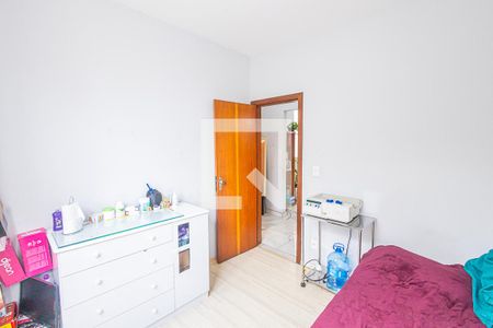 Quarto 2 de apartamento à venda com 3 quartos, 70m² em Heliópolis, Belo Horizonte