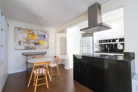 Sala de apartamento para alugar com 1 quarto, 95m² em Cambuí, Campinas