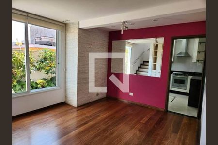 Casa à venda com 3 quartos, 189m² em Mirandópolis, São Paulo
