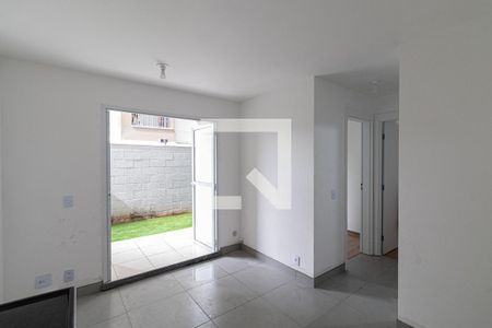 Sala e Cozinha de apartamento para alugar com 2 quartos, 53m² em Artur Alvim, São Paulo
