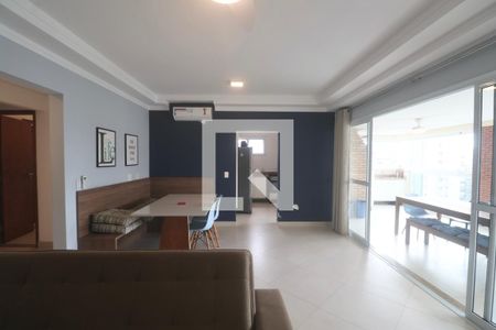 Sala de apartamento para alugar com 3 quartos, 120m² em Balneario Guarujá, Guarujá
