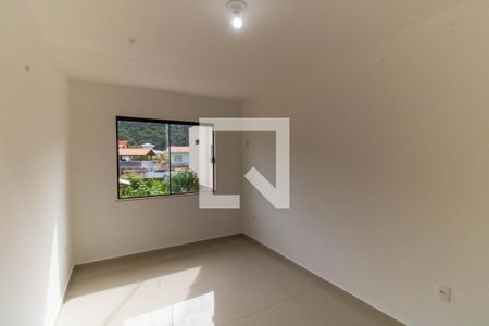 Quarto 1 de casa para alugar com 4 quartos, 155m² em Piratininga, Niterói