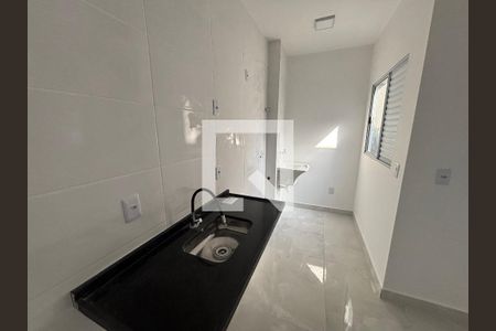 Cozinha  de apartamento para alugar com 1 quarto, 33m² em Cidade Antônio Estêvão de Carvalho, São Paulo
