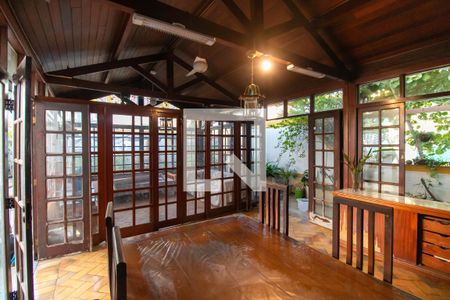 Sala de casa para alugar com 3 quartos, 281m² em Fonseca, Niterói
