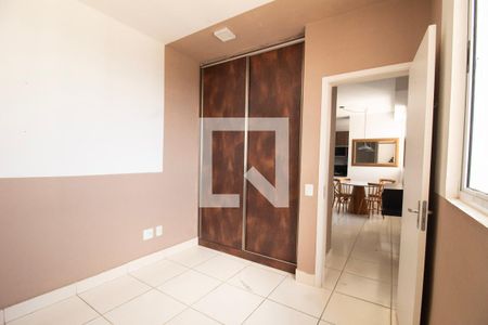 Quarto 01 de apartamento para alugar com 2 quartos, 50m² em Palmeiras, Belo Horizonte