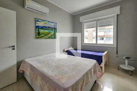 Apartamento para alugar com 3 quartos, 130m² em Vila Maia, Guarujá