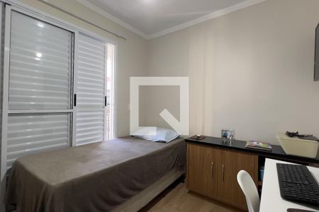 Quarto de apartamento à venda com 2 quartos, 63m² em Jardim Flor da Montanha, Guarulhos