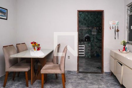 Sala de casa para alugar com 3 quartos, 100m² em Jardim Alvorada, Nova Iguaçu