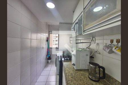 Cozinha de apartamento à venda com 3 quartos, 77m² em Taquara, Rio de Janeiro