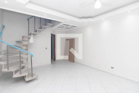 Sala de casa para alugar com 2 quartos, 125m² em Conjunto Habitacional Jova Rural, São Paulo