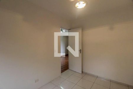 Quarto 1 de apartamento à venda com 2 quartos, 45m² em Jardim Paraguacu, São Paulo