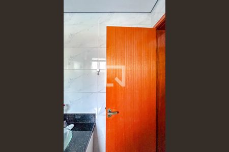 Banheiro de apartamento para alugar com 1 quarto, 34m² em Vila Esperança, São Paulo