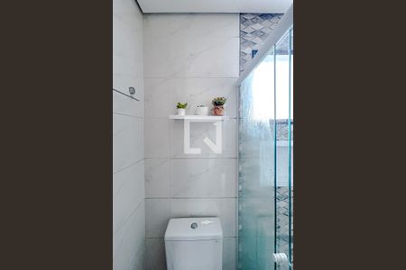Banheiro de apartamento para alugar com 1 quarto, 34m² em Vila Esperança, São Paulo