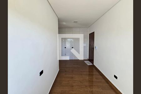 Sala de kitnet/studio para alugar com 1 quarto, 24m² em Jardim Presidente Dutra, Guarulhos