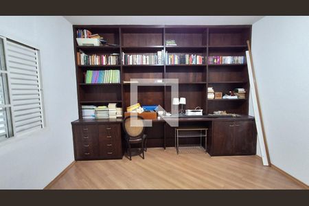 Quarto 2 de casa para alugar com 3 quartos, 100m² em Rudge Ramos, São Bernardo do Campo