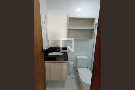Banheiro 2 de apartamento para alugar com 2 quartos, 65m² em São João, Porto Alegre