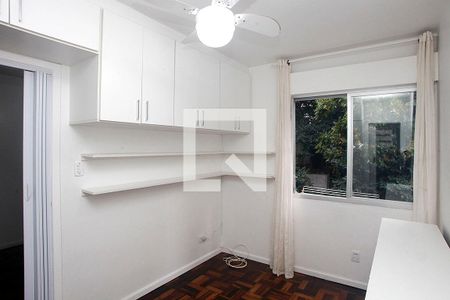 Quarto Suíte de apartamento para alugar com 1 quarto, 32m² em Petrópolis, Porto Alegre