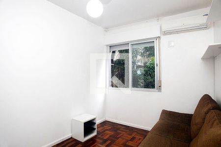 Sala de apartamento para alugar com 1 quarto, 32m² em Petrópolis, Porto Alegre