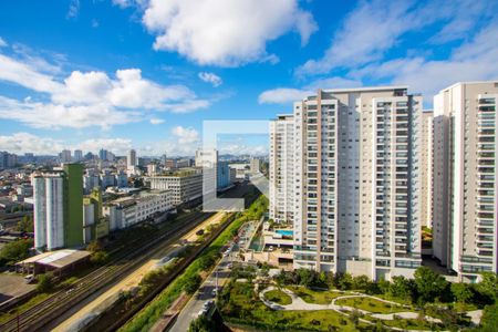 Vista da sala de apartamento para alugar com 2 quartos, 37m² em Jardim, Santo André
