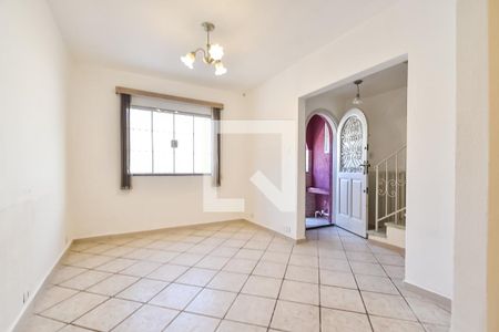 Sala de casa à venda com 3 quartos, 117m² em Vila Monumento, São Paulo
