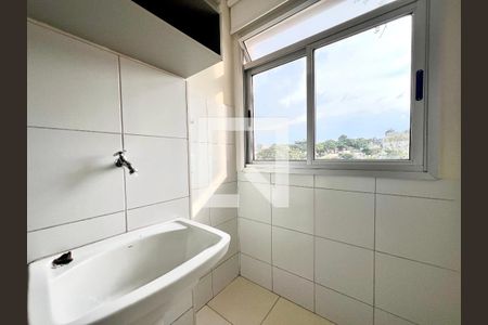 Área de Serviço de apartamento para alugar com 2 quartos, 60m² em Serrano, Belo Horizonte